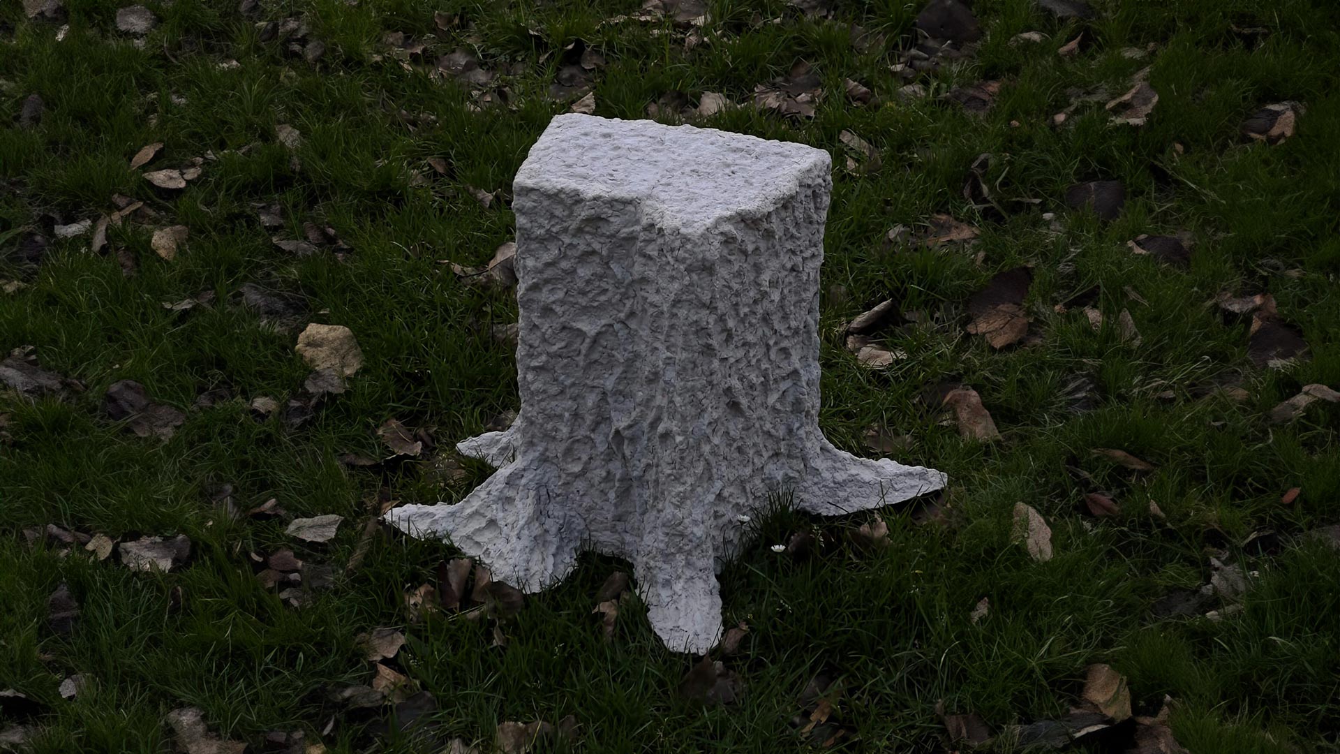 IMAGINARY STOOL 2